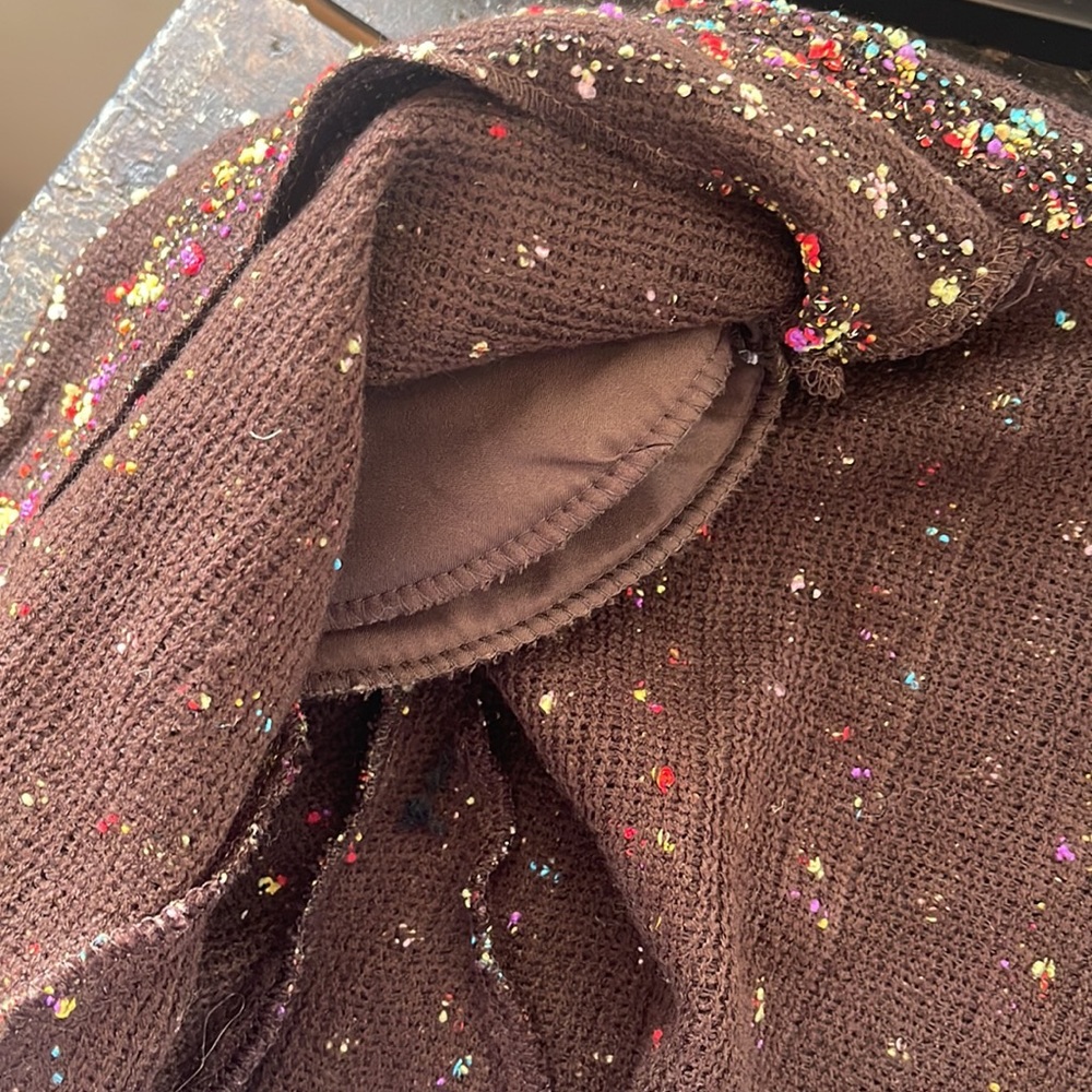 Blazer - Picture 7 of 7